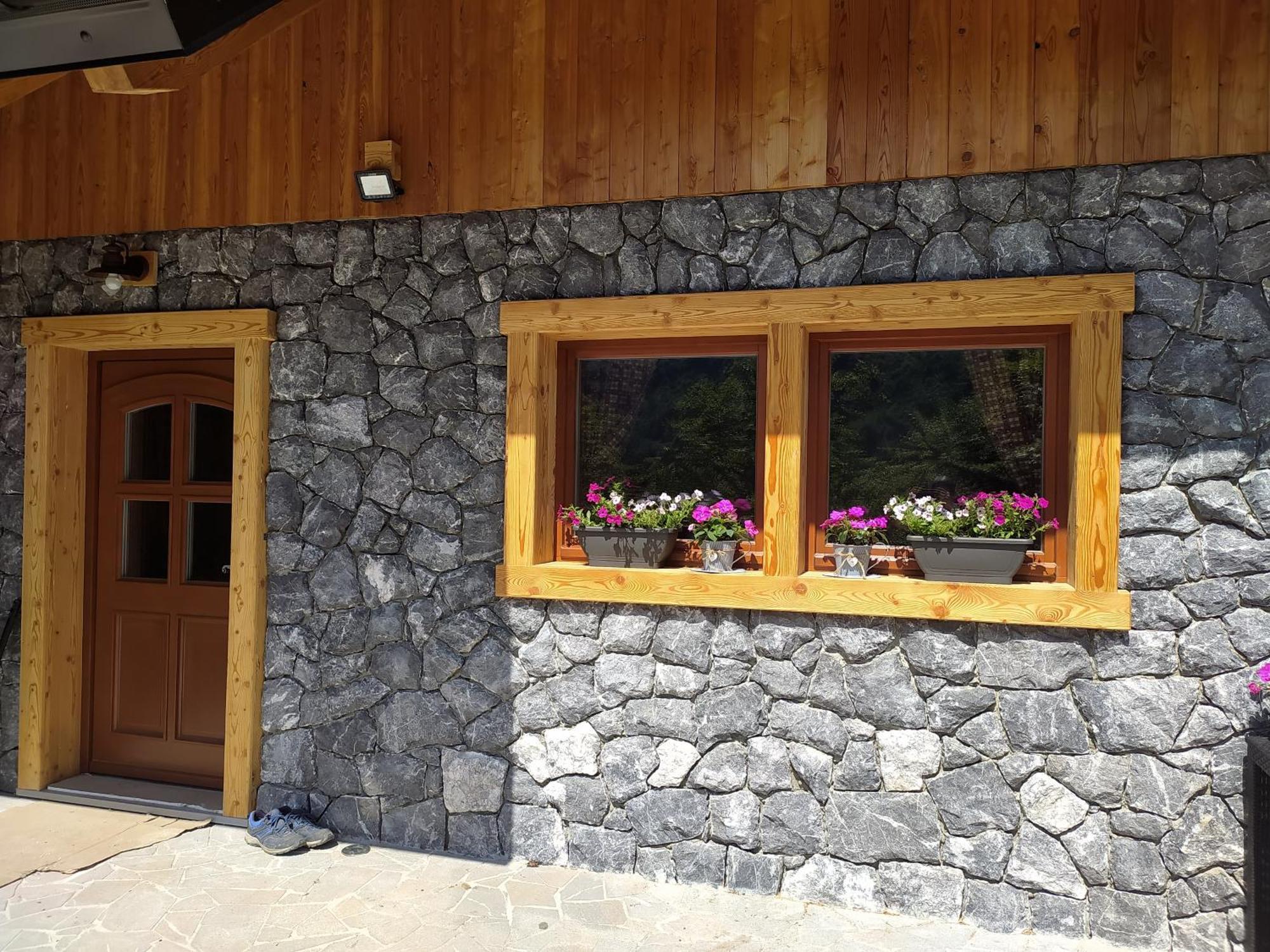 Chalet Navauce Raveo Buitenkant foto